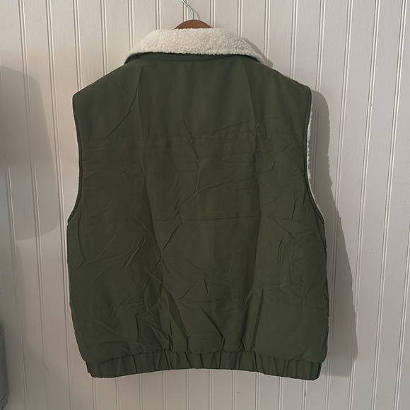 New! Pretty Garden Forest Green Vest sz Small - Picture 10 of 14